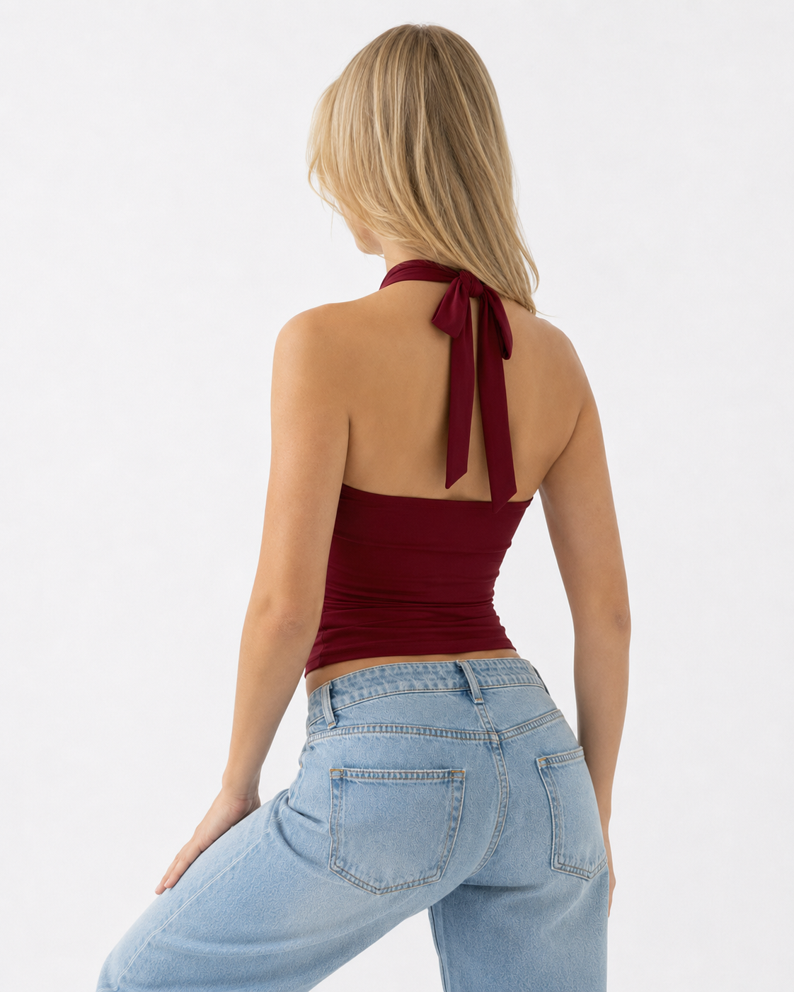 ABRIL - TOP CON ESCOTE HALTER
