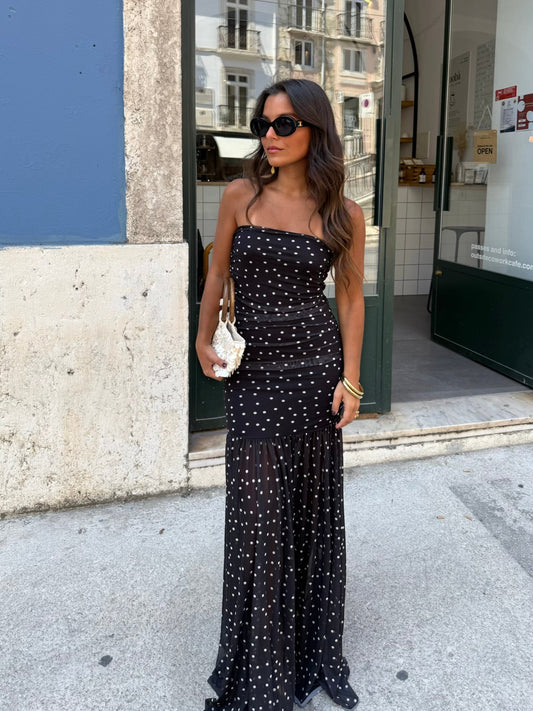Robe à pois noire
