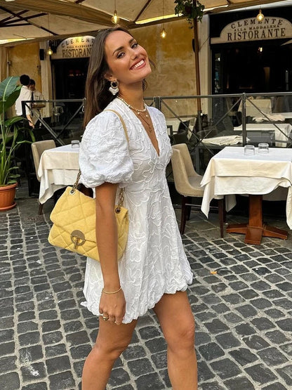 ALEJANDRA - MINIVESTIDO ABULLONADO