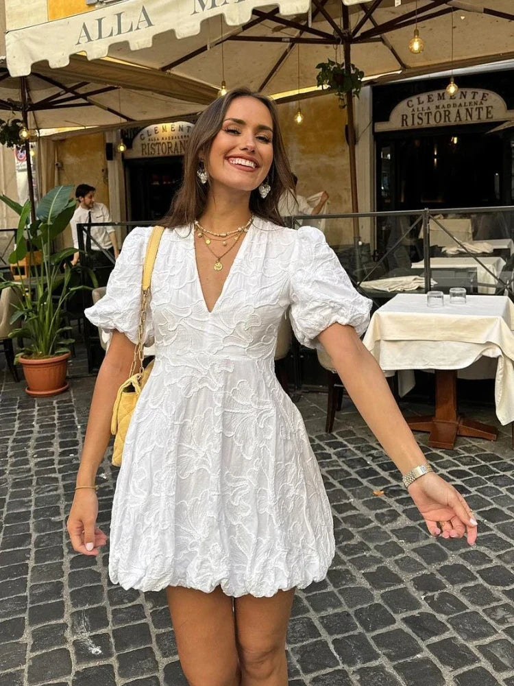 ALEJANDRA - MINIVESTIDO ABULLONADO