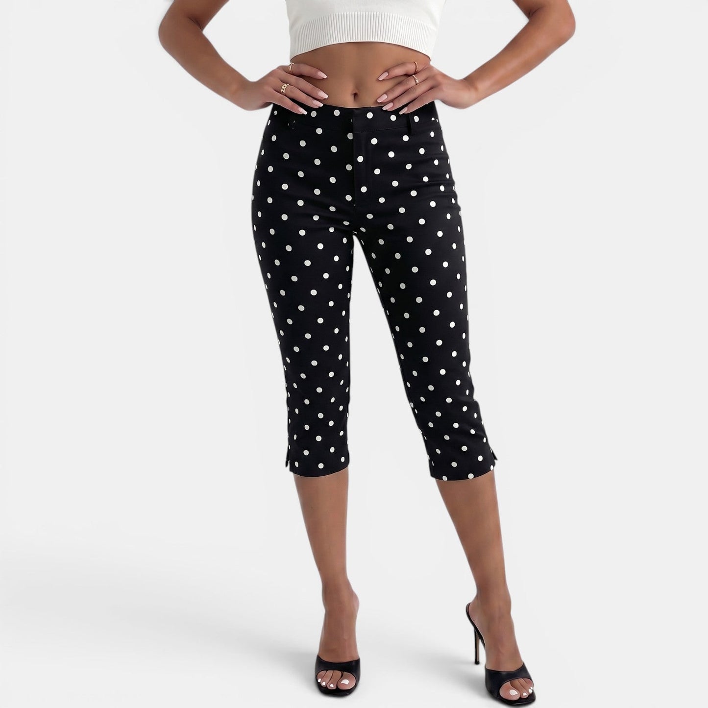 Pantalón Capri Lunares Mujer