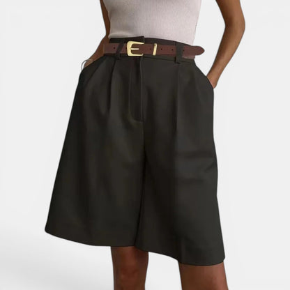 Shorts Mujer Hebilla Dorada