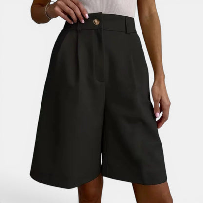 Shorts Mujer Hebilla Dorada